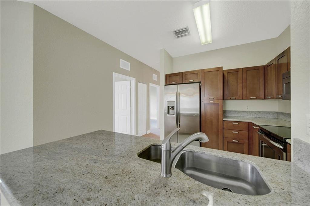 59 Southeast Palermo, Unit 203 Stuart, FL 34994 - Photo 5 of 30