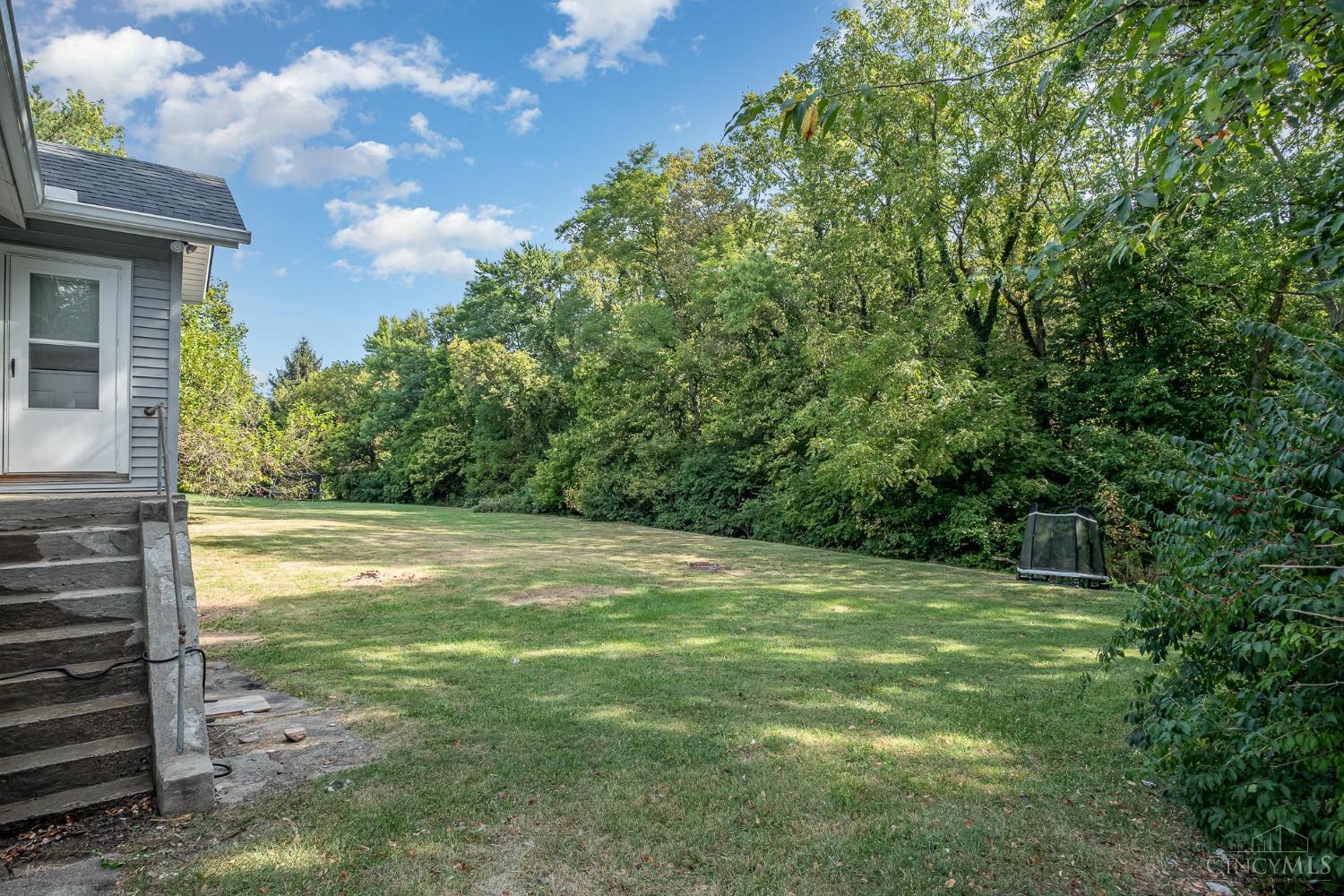 10426 West Mill Road Cincinnati, OH 45231 - Photo 22 of 28