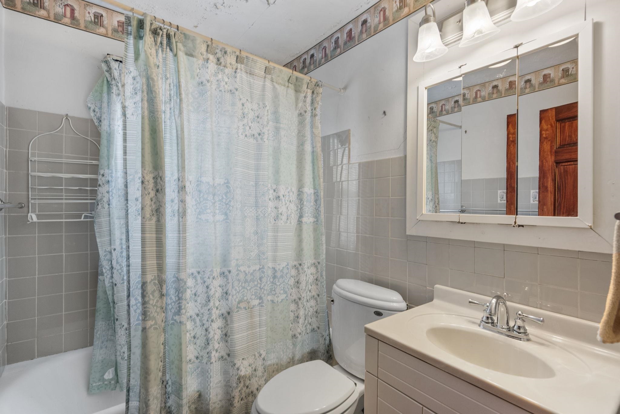 2334 5th Street Moline, IL 61265 - Photo 12 of 20