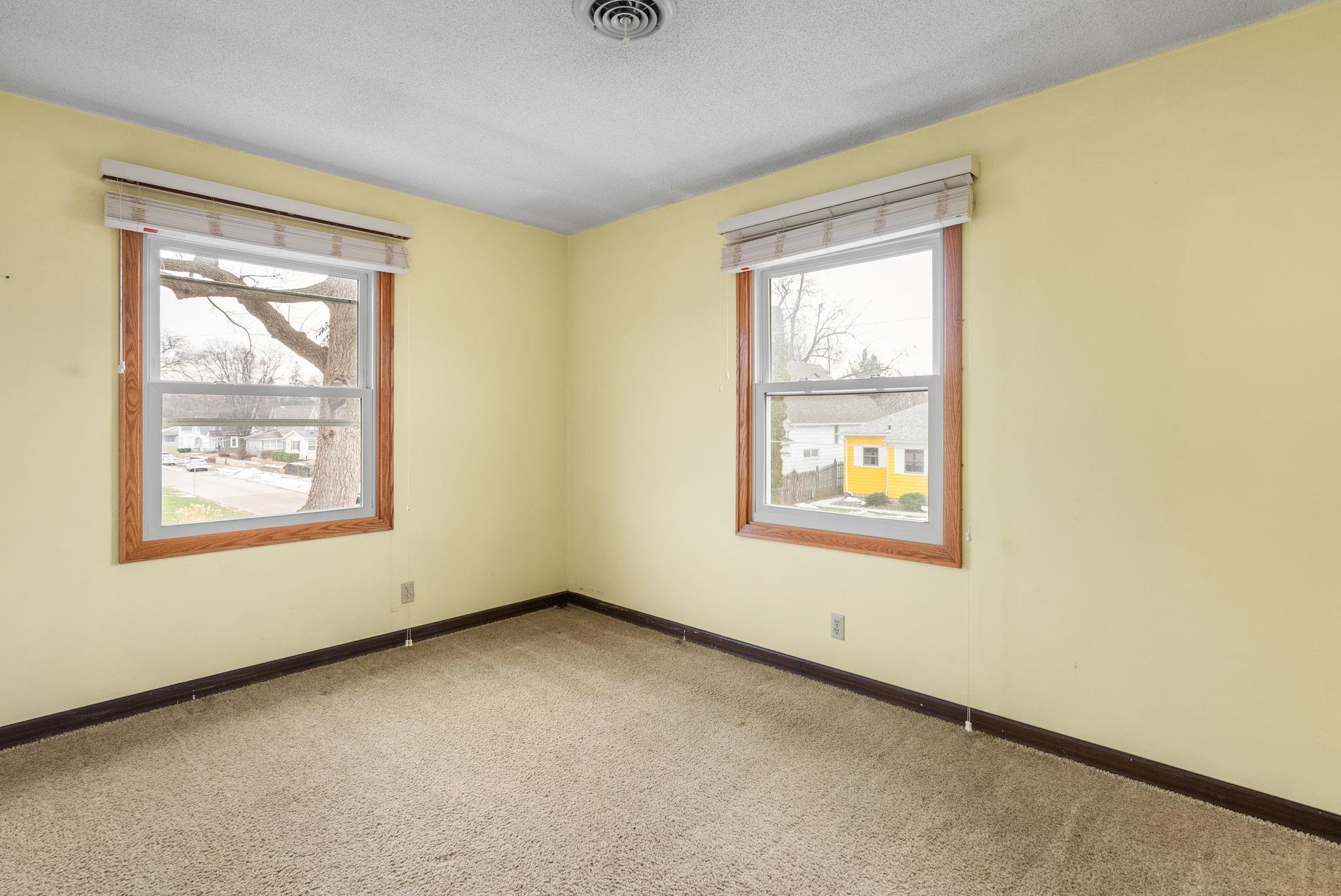 2334 5th Street Moline, IL 61265 - Photo 10 of 20