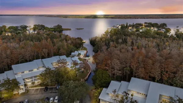 $275,000 | 2599 Dolly Bay Drive, Unit 302, Palm Harbor, FL 34684