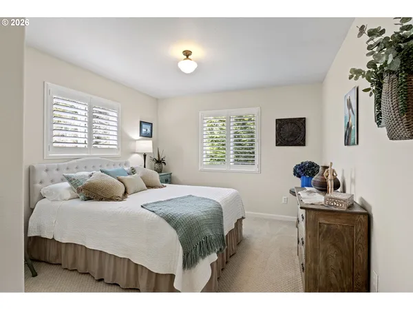 $595,000 | 1156 12th Street Southeast, Bandon, OR 97411