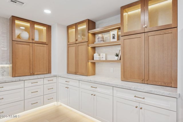 $1,238,000 | 4944 East Windrose Drive, Scottsdale, AZ 85254