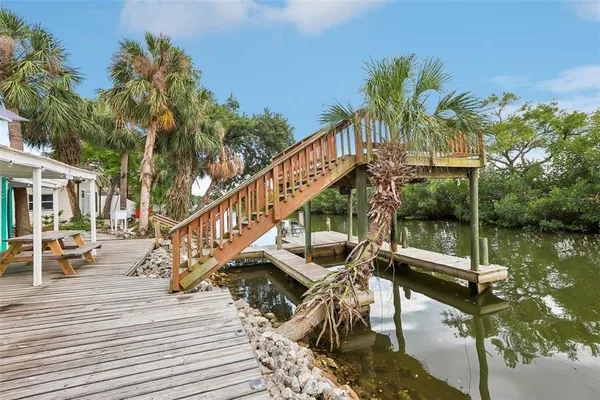 $3,000 | 8825 Oak Street, Riverview, FL 33578