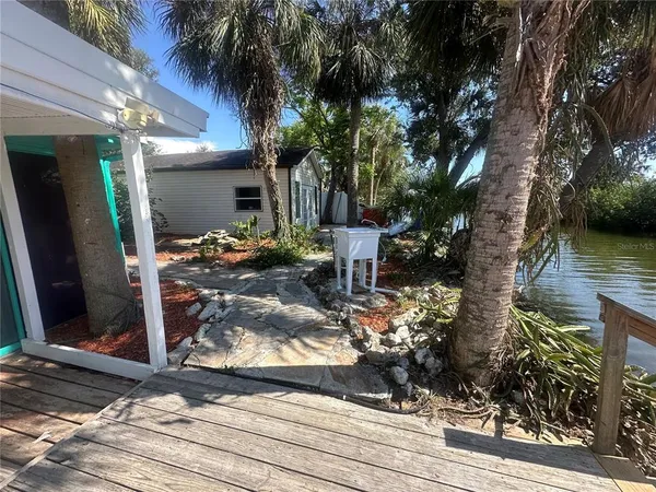 $3,000 | 8825 Oak Street, Riverview, FL 33578
