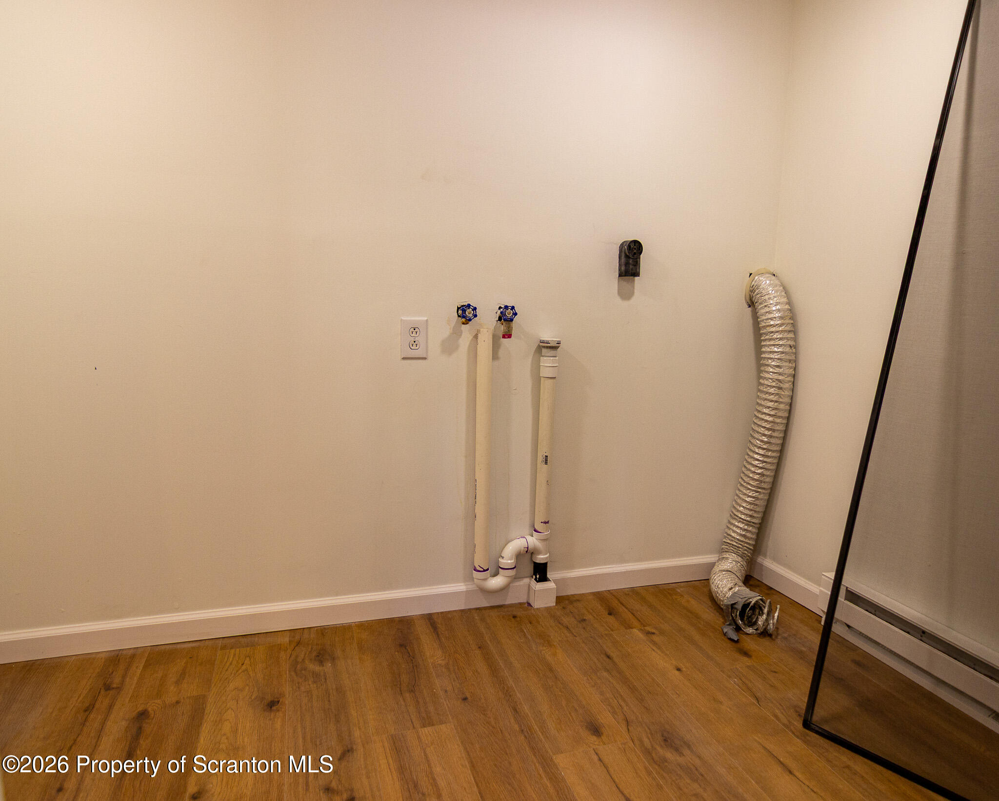 804 Grace Lane Moosic, PA 18507 - Photo 29 of 34 IMG_6956-HDR