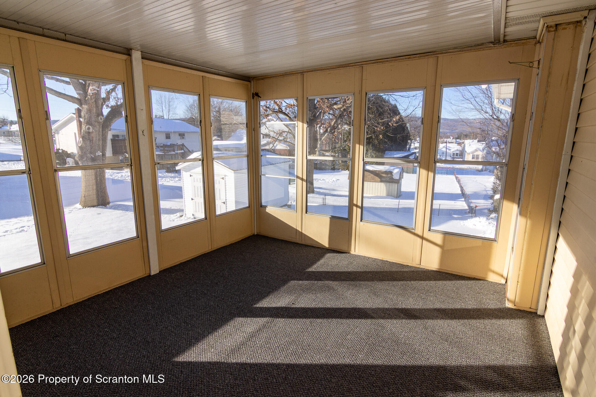 804 Grace Lane Moosic, PA 18507 - Photo 7 of 34 IMG_6969-HDR