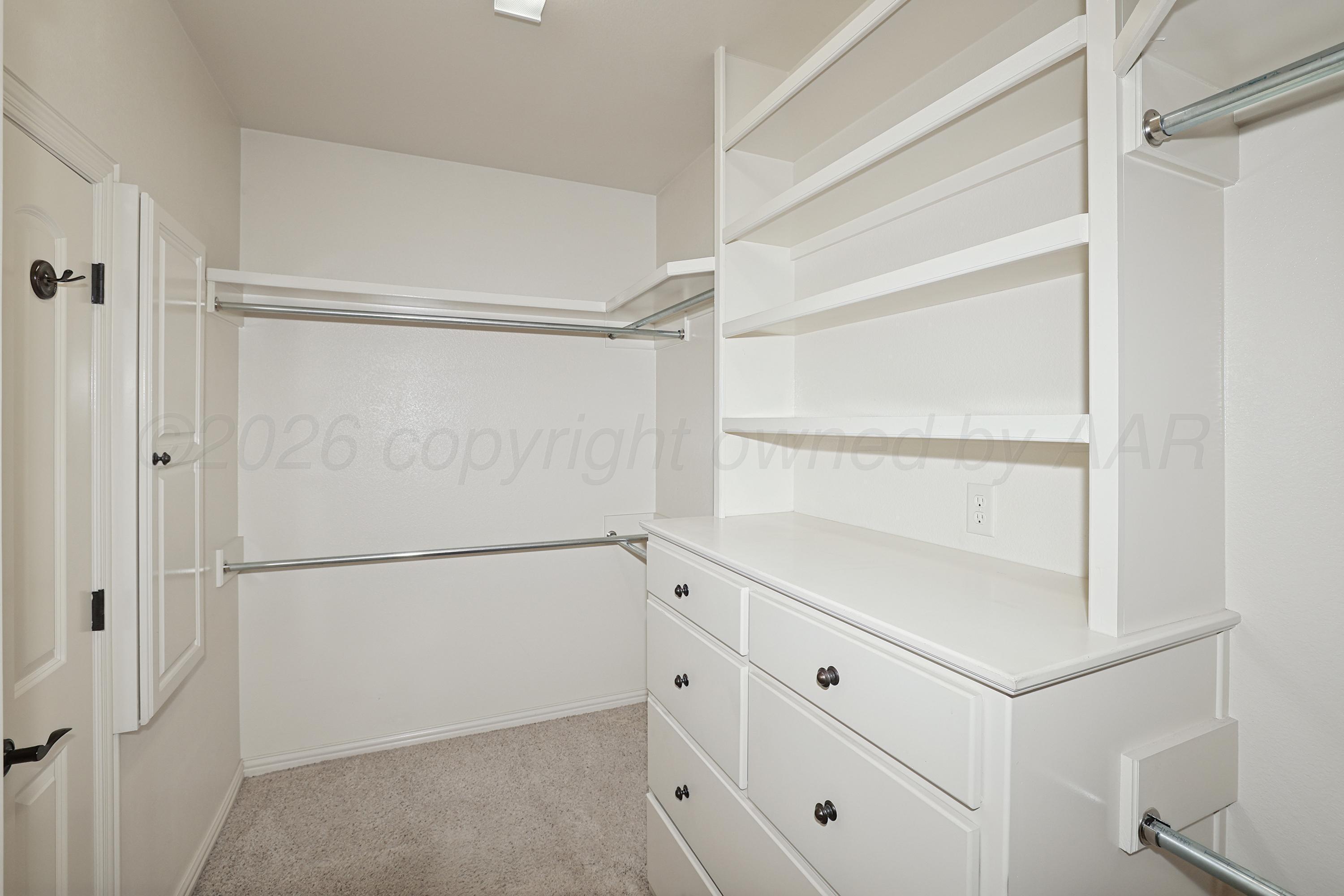 7003 Thunder Road Amarillo, TX 79119 - Photo 7 of 35 18-Primary Closet