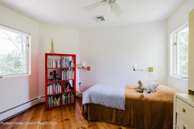a picture of a bathroom with a window