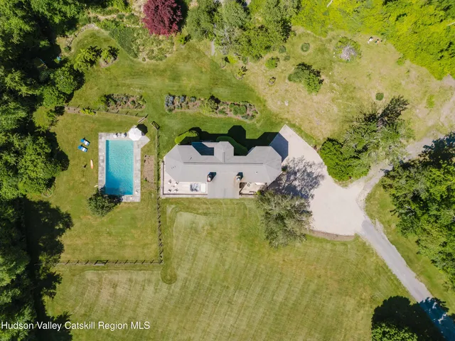 $1,887,500 | 1114 County Route 3, Ancramdale, NY 12503