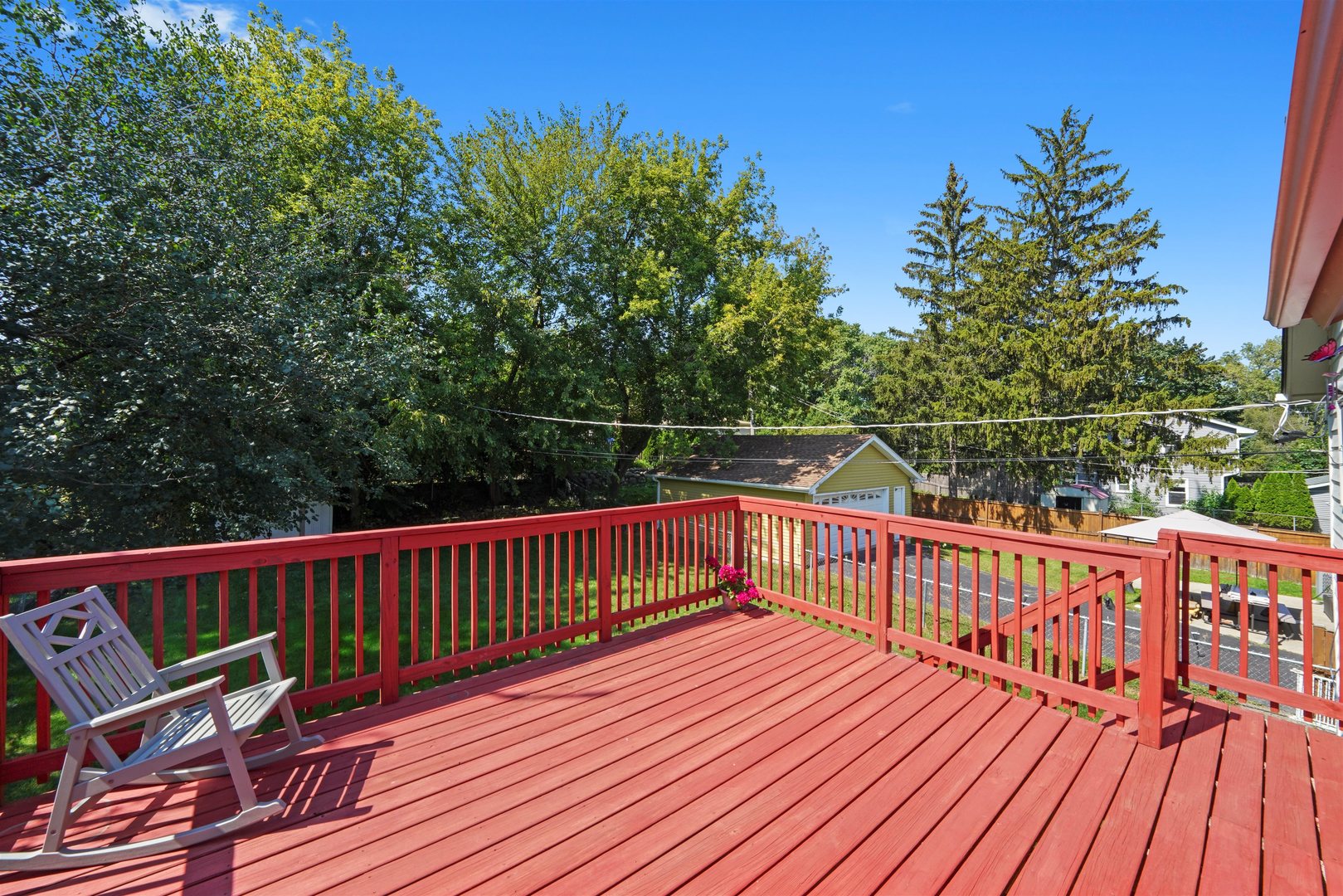 311 Harding Avenue Libertyville, IL 60048 - Photo 32 of 41 a view of deck with a flat screen tv and wooden floor