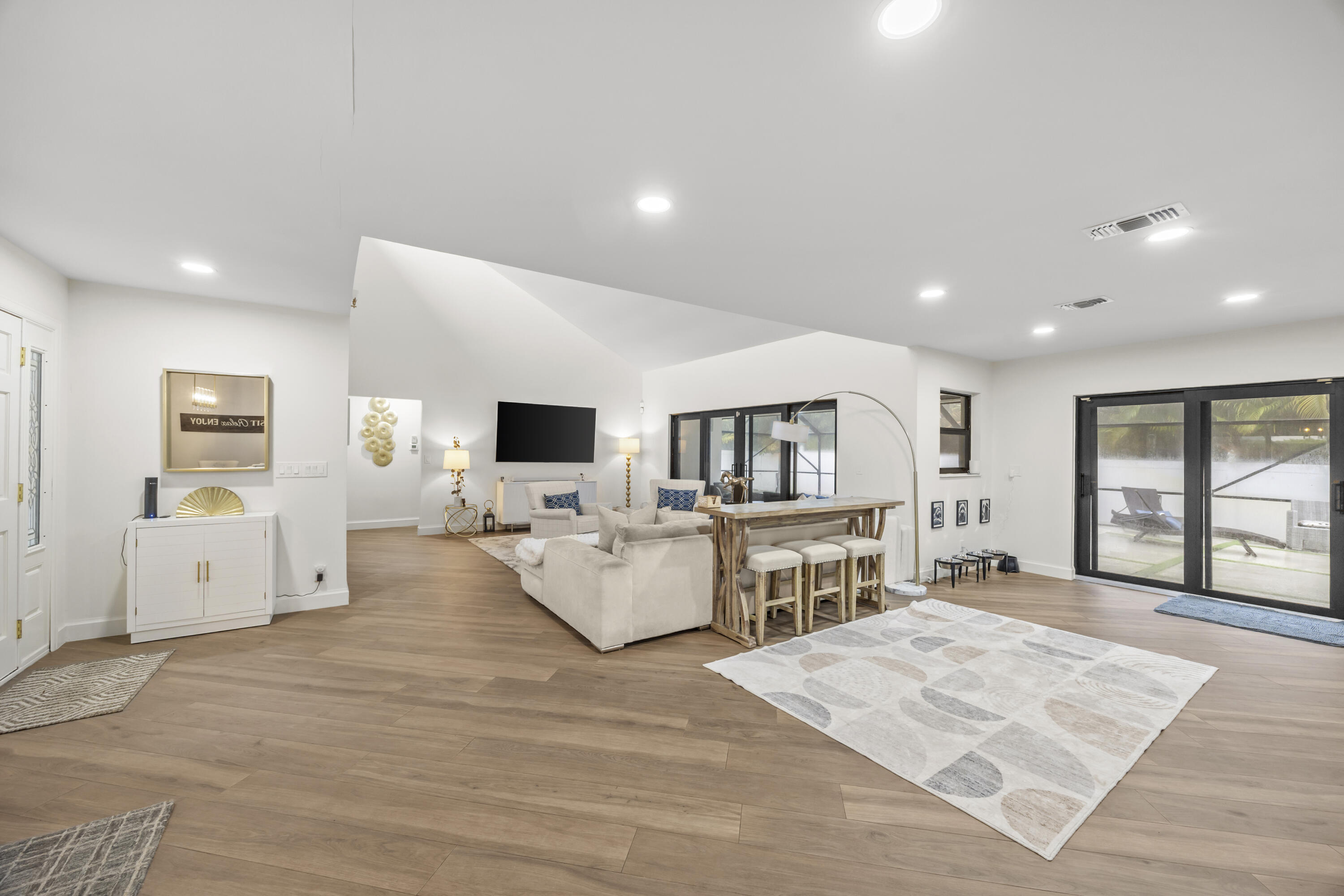 845 Northeast Mulberry Drive Boca Raton, FL 33487 - Photo 5 of 25 366A4562-27