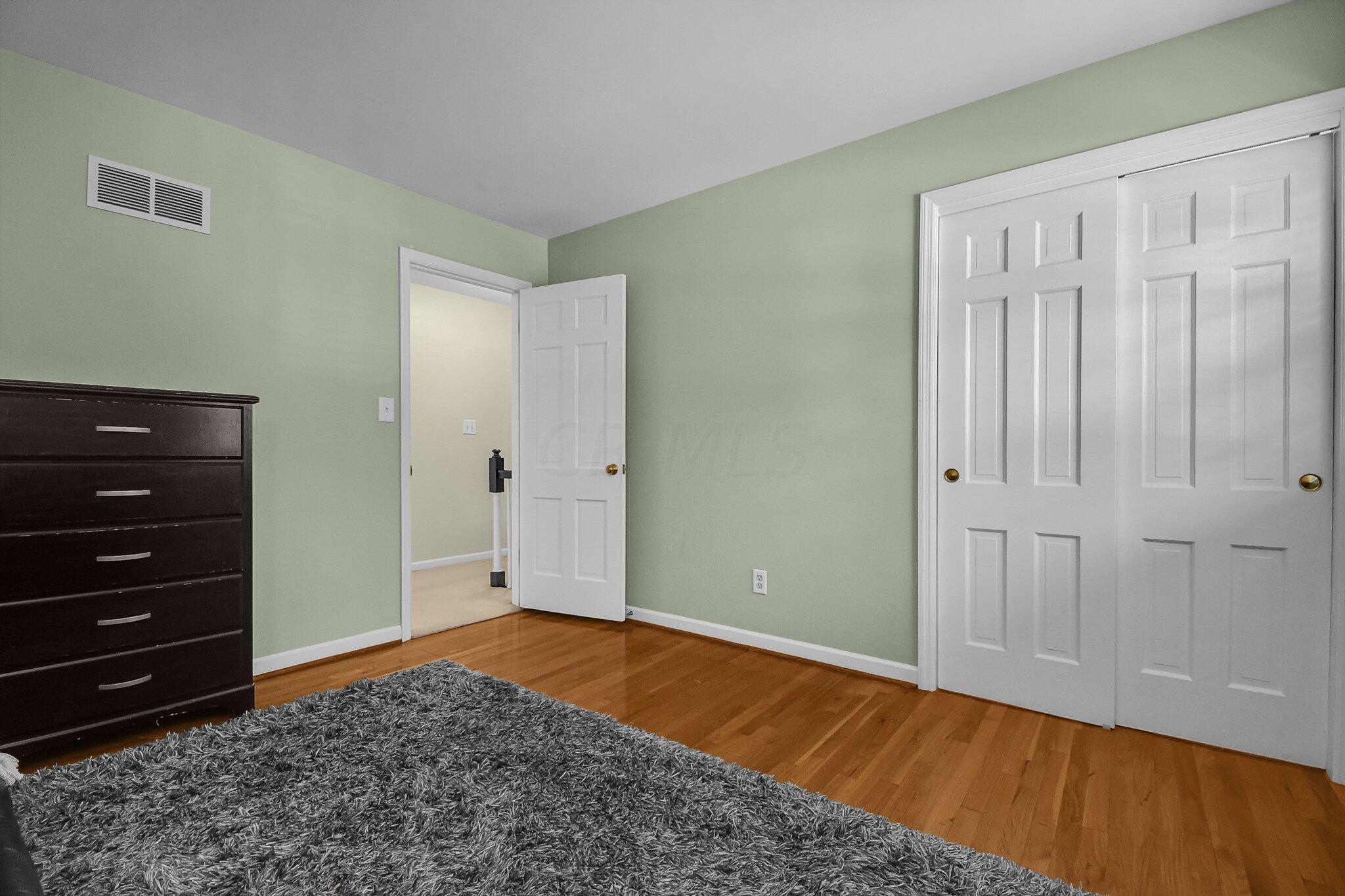 2853 Helston Road Columbus, OH 43220 - Photo 28 of 51