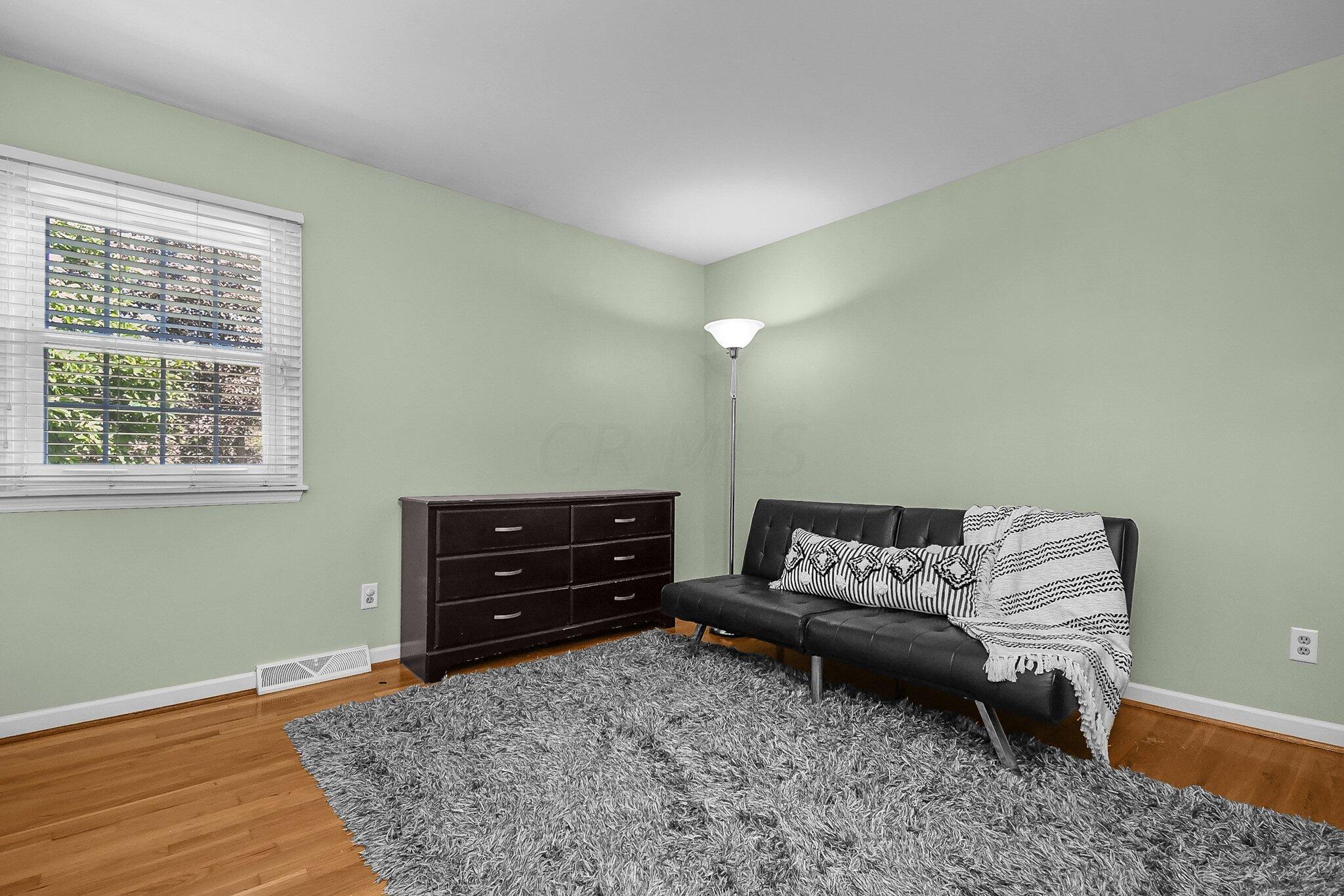 2853 Helston Road Columbus, OH 43220 - Photo 29 of 51