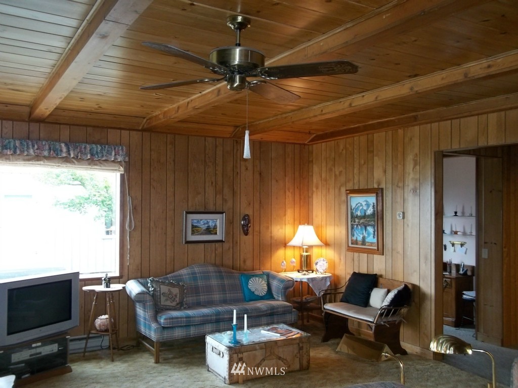 2147 Lummi Shore Road Bellingham, WA 98226 - Photo 11 of 19 Gallery Image 11