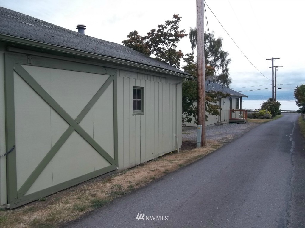 2147 Lummi Shore Road Bellingham, WA 98226 - Photo 16 of 19 Gallery Image 16