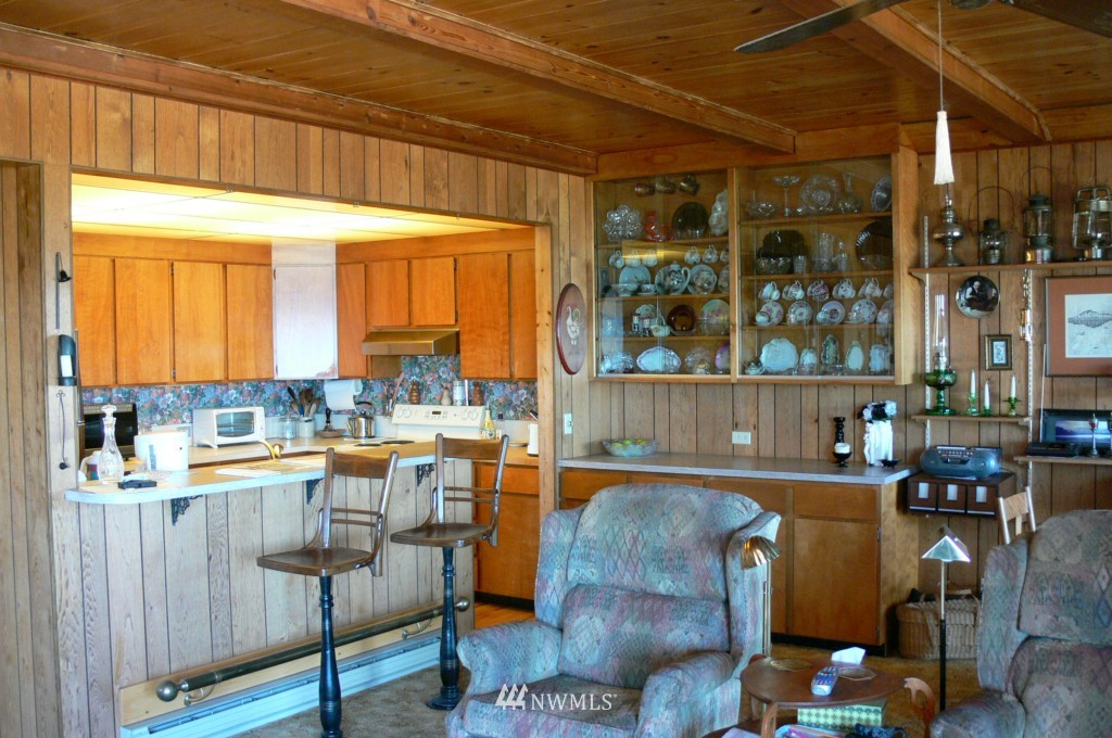 2147 Lummi Shore Road Bellingham, WA 98226 - Photo 5 of 19 Gallery Image 5