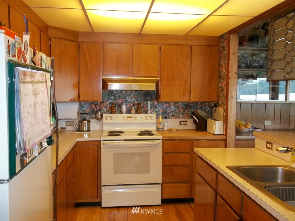 2147 Lummi Shore Road Bellingham, WA 98226 - Photo 7 of 19 Gallery Image 7