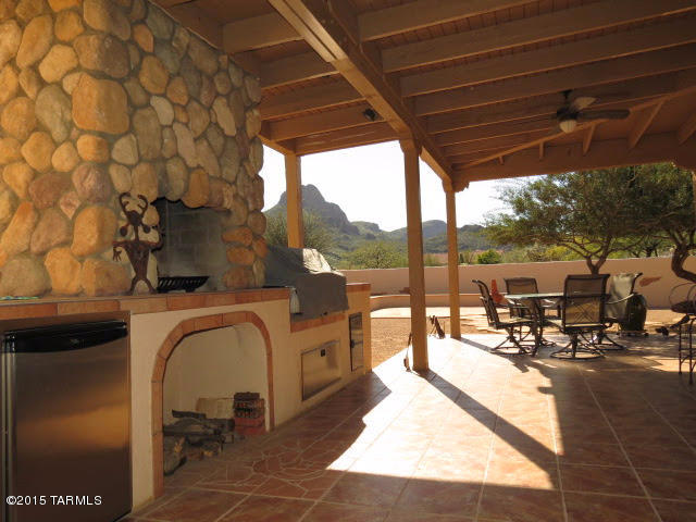 8256 Sunset Ranch Loop Tucson, AZ 85743 - Photo 2 of 44 Gallery Image 2