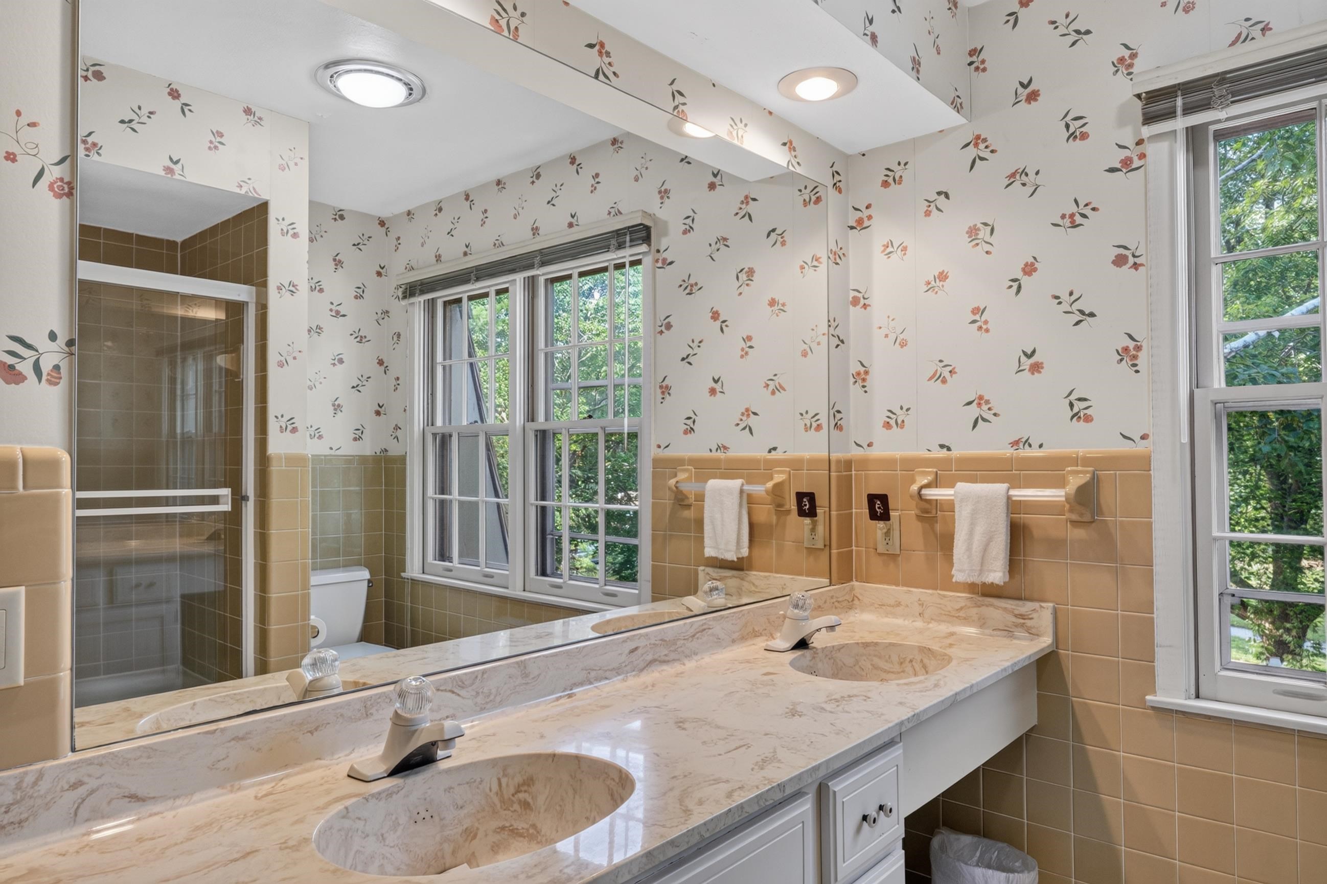 202 Ozark Trail Madison, WI 53705 - Photo 40 of 82