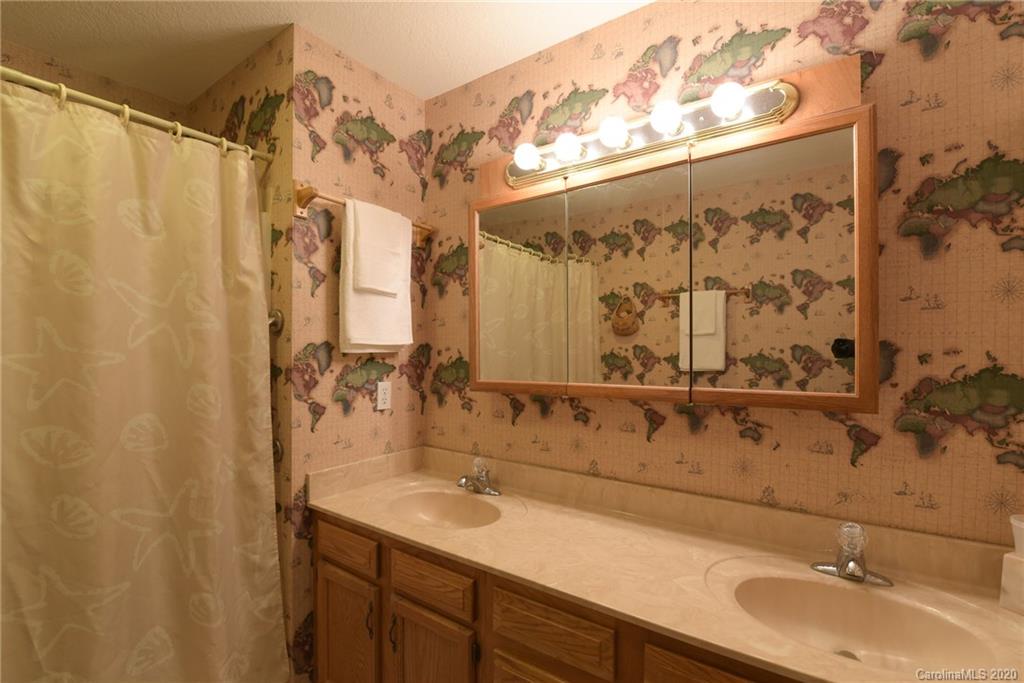 65 Collins Road Marshall, NC 28753 - Photo 33 of 47 Gallery Image 33