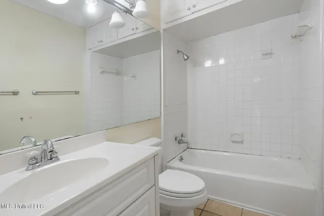 $359,000 | 3831 Tyrone Drive, Jackson, MS 39216