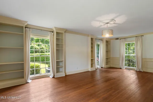 $359,000 | 3831 Tyrone Drive, Jackson, MS 39216