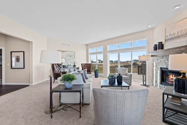 $694,900 | 1380 Prairie Creek Boulevard, Unit 16E, Oconomowoc, WI 53066