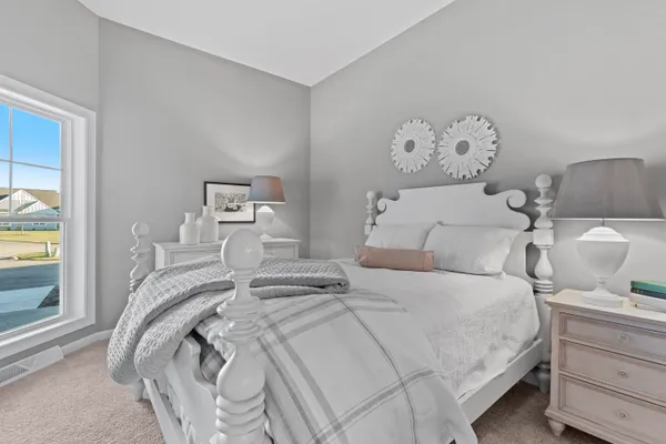 $694,900 | 1380 Prairie Creek Boulevard, Unit 16E, Oconomowoc, WI 53066