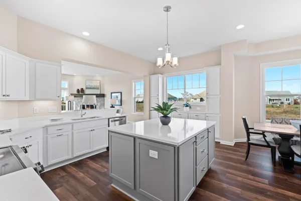 $694,900 | 1380 Prairie Creek Boulevard, Unit 16E, Oconomowoc, WI 53066