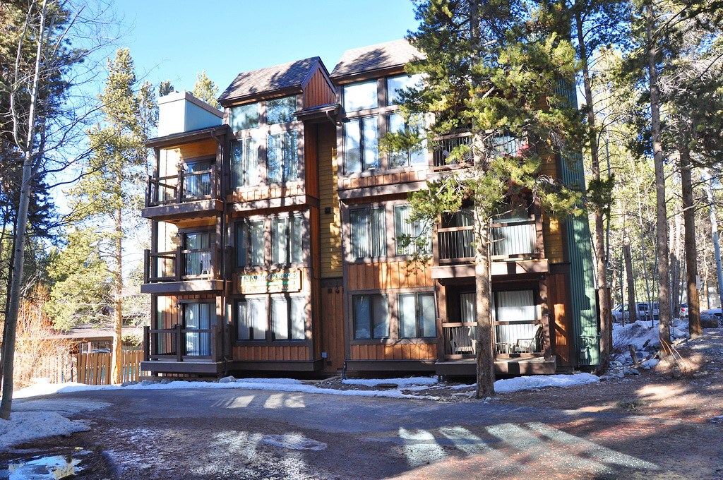 820 Columbine Road, Unit 1 Breckenridge, CO 80424 - Photo 18 of 25 Gallery Image 18
