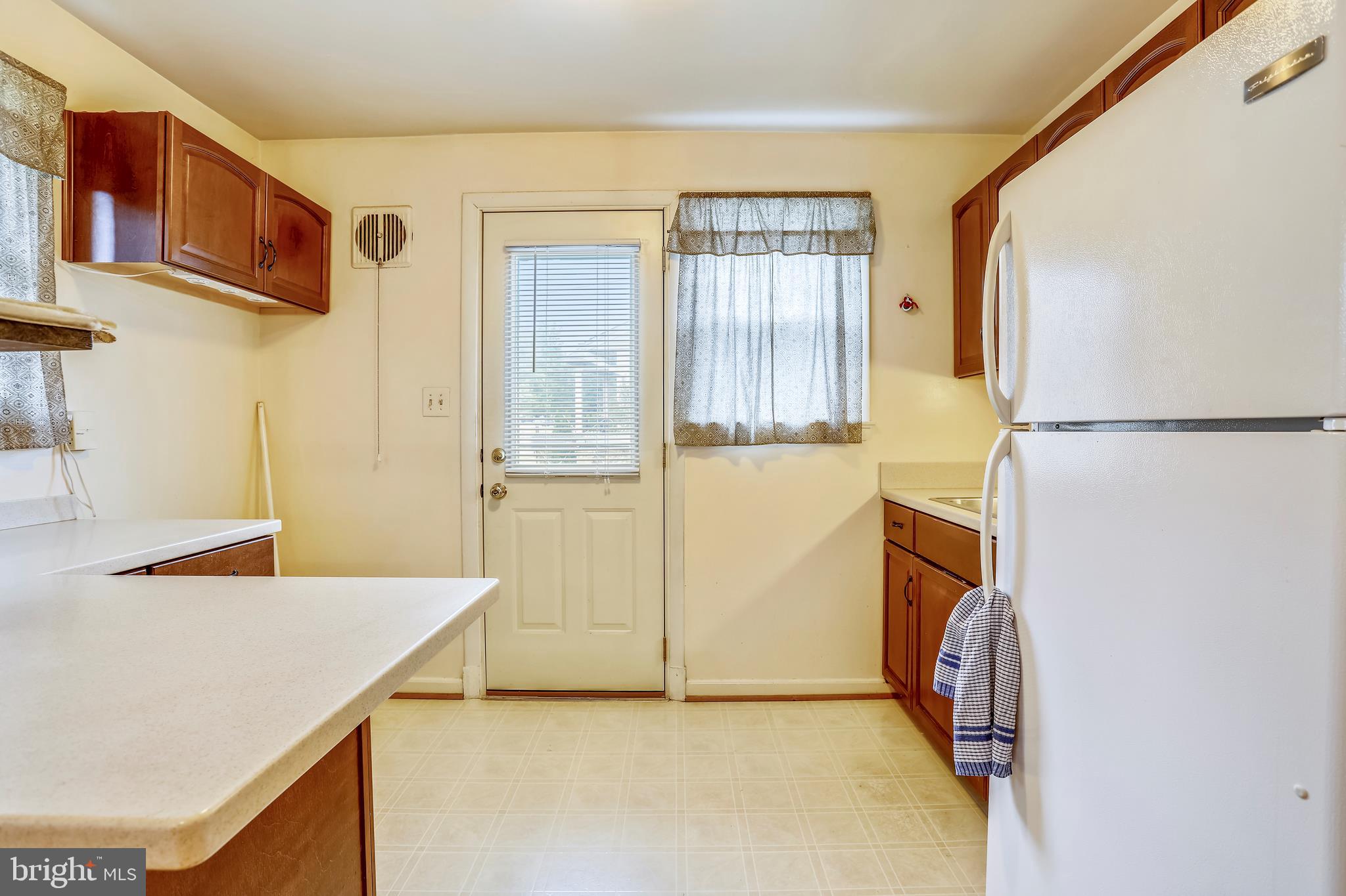 6414 Bells Mill Road Bethesda, MD 20817 - Photo 19 of 30 Gallery Image 19