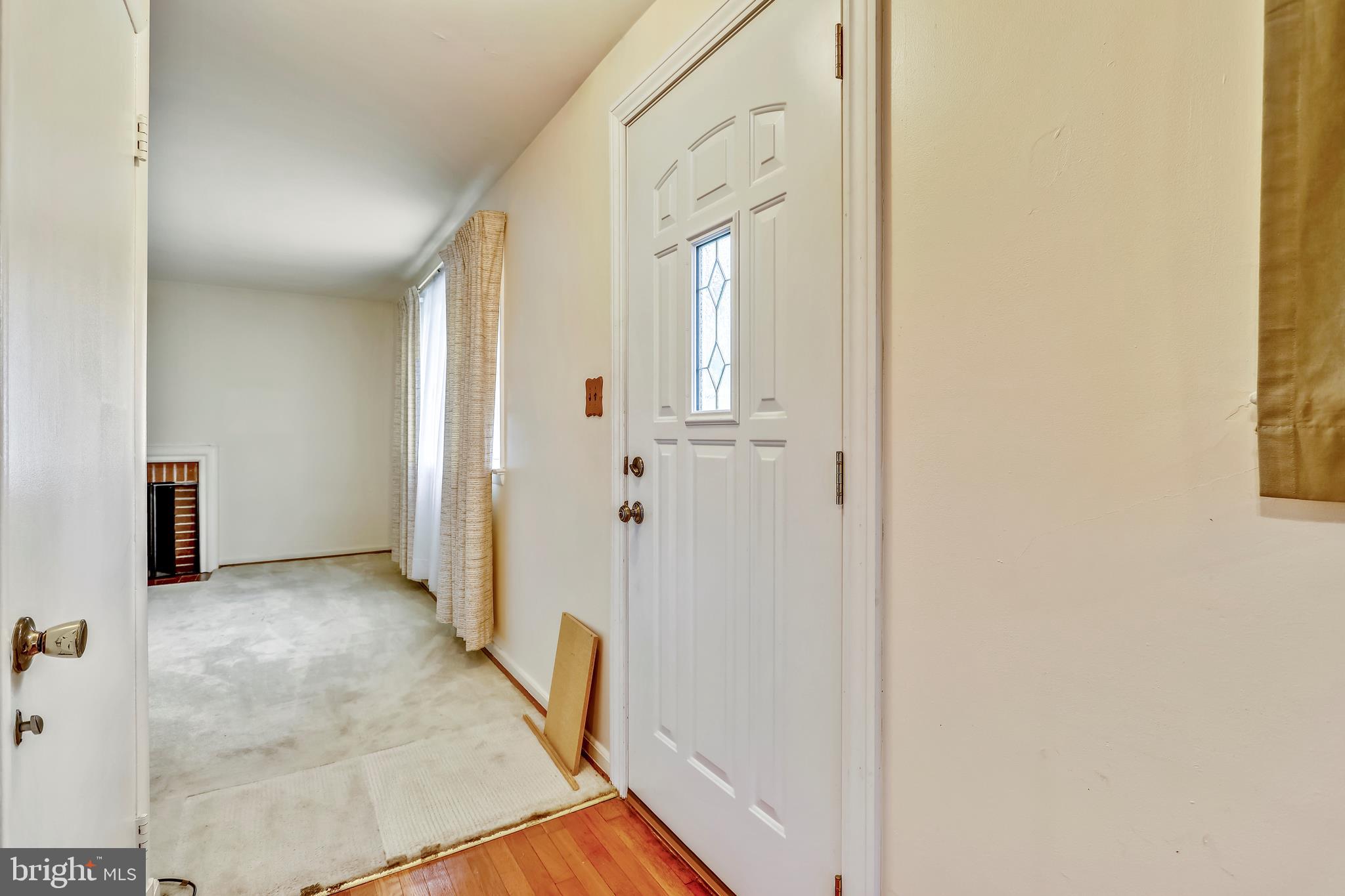 6414 Bells Mill Road Bethesda, MD 20817 - Photo 4 of 30 Gallery Image 4
