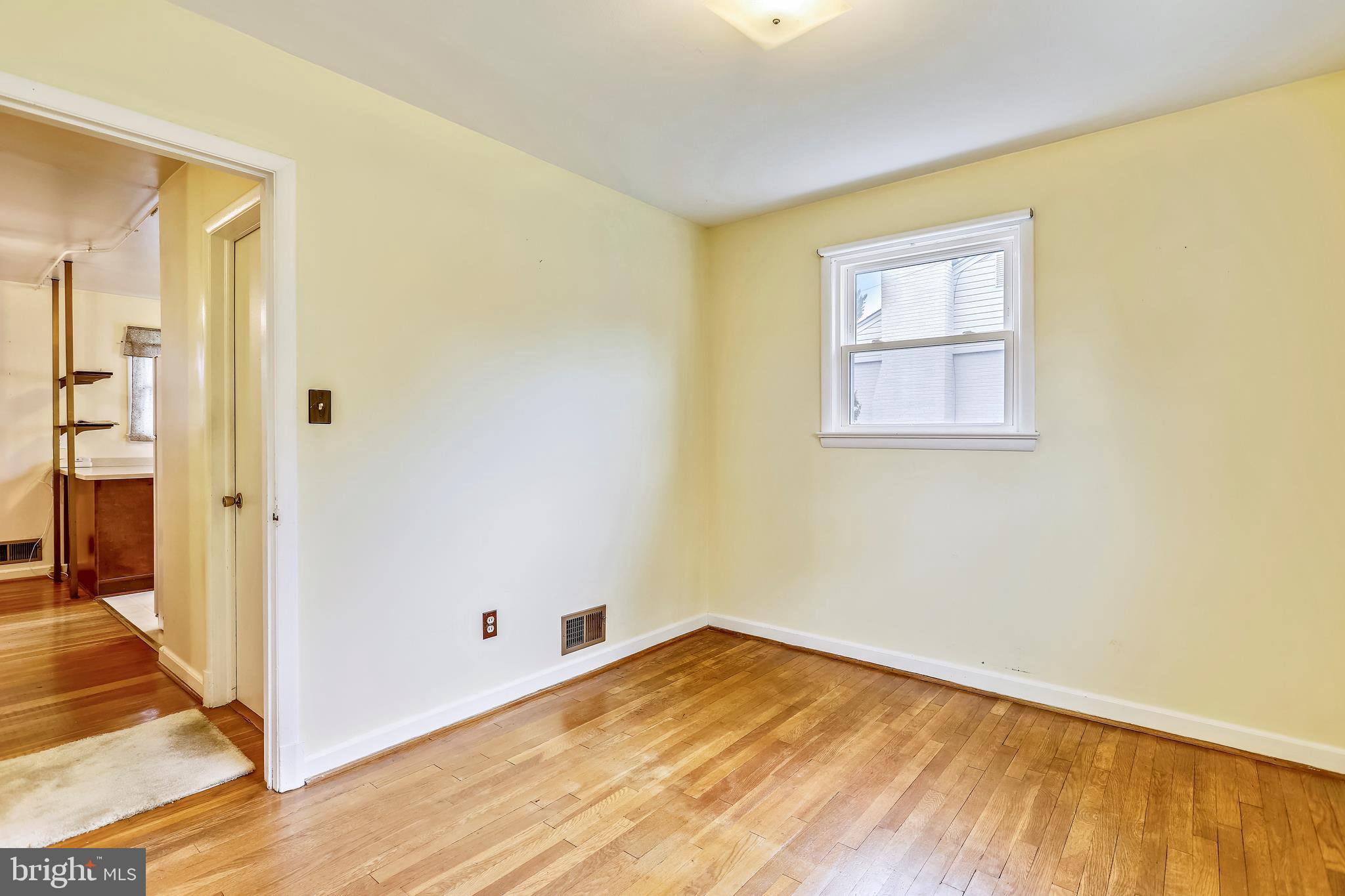6414 Bells Mill Road Bethesda, MD 20817 - Photo 9 of 30 Gallery Image 9