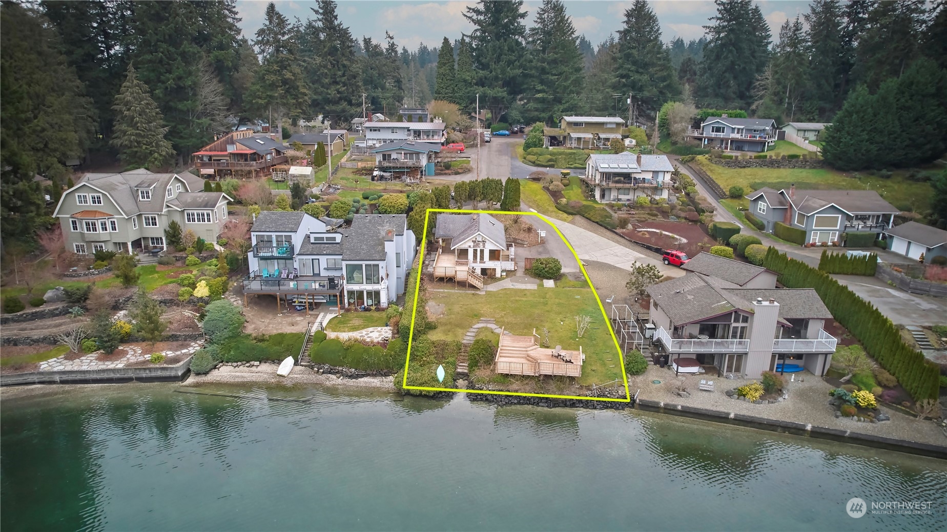 4616 Marine View Place Bremerton, WA 98312 - Photo 1 of 40