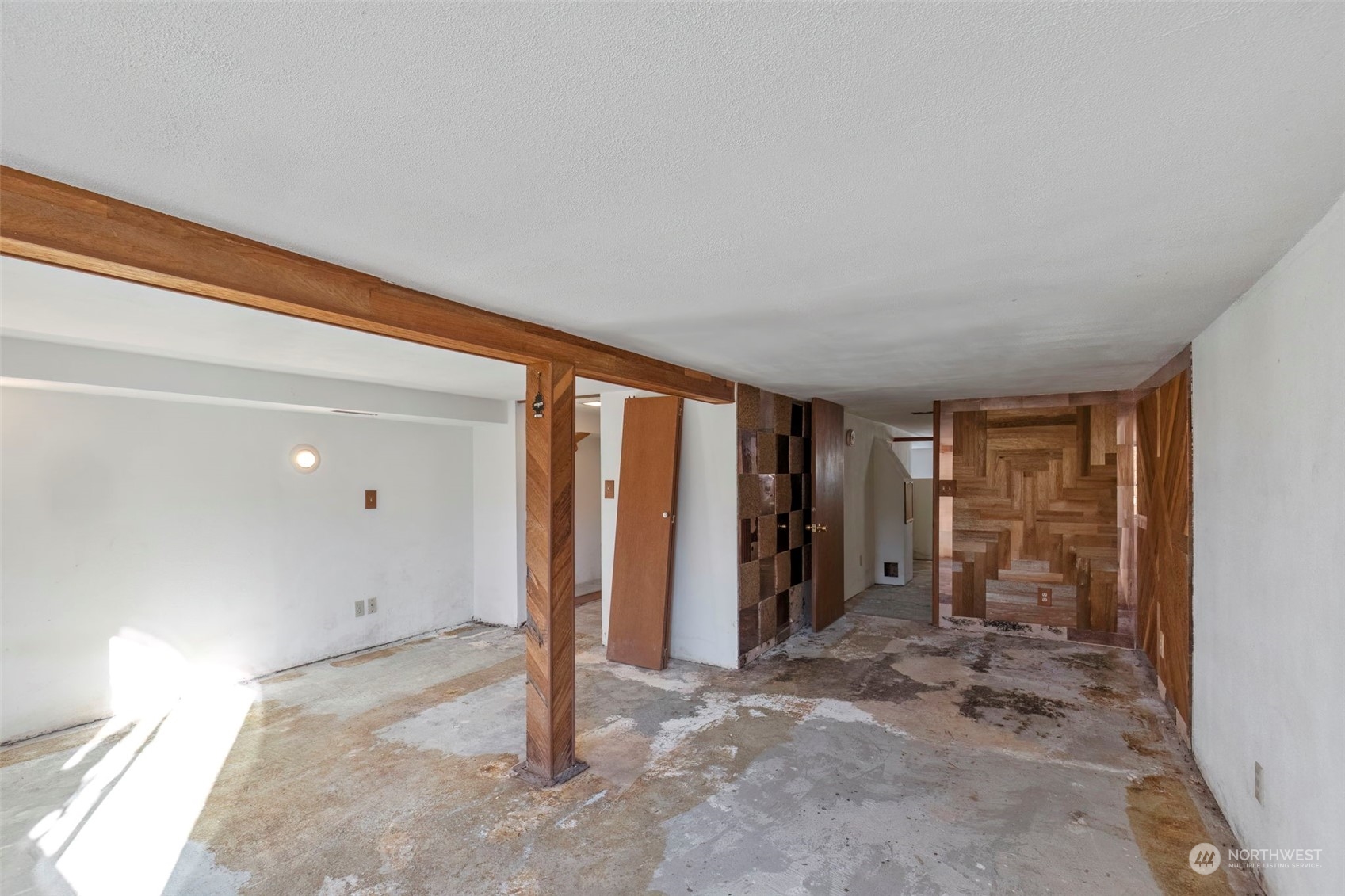 4616 Marine View Place Bremerton, WA 98312 - Photo 22 of 40