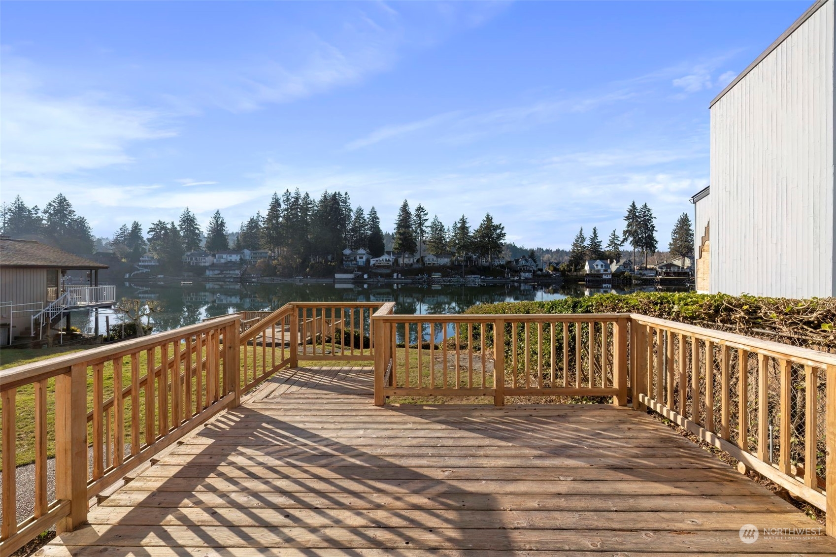 4616 Marine View Place Bremerton, WA 98312 - Photo 27 of 40