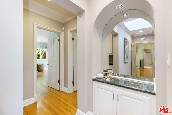 $3,795,000 | 10570 Lindbrook Drive, Los Angeles, CA 90024