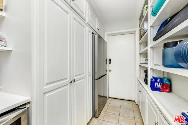 $3,795,000 | 10570 Lindbrook Drive, Los Angeles, CA 90024