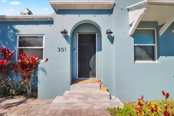 $3,400 | 301 Hawthorne Drive, Lake Park, FL 33403