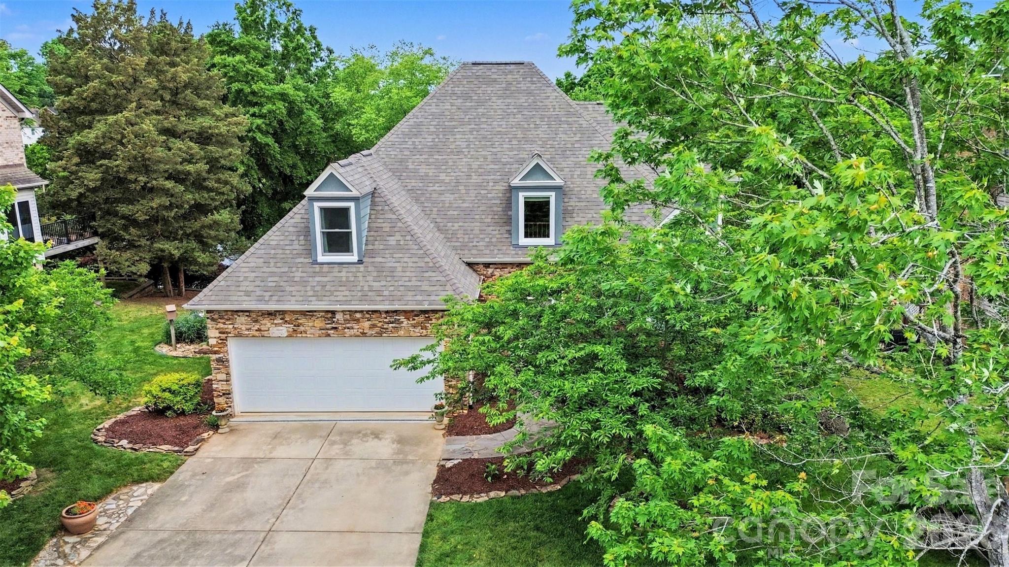 517 Cranborne Chase Fort Mill, SC 29708 - Photo 36 of 39 Gallery Image 36