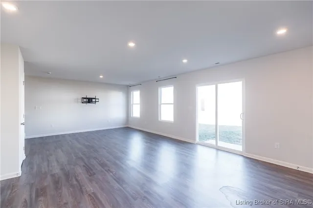 $245,000 | 344 Jackson Way, Charlestown, IN 47111