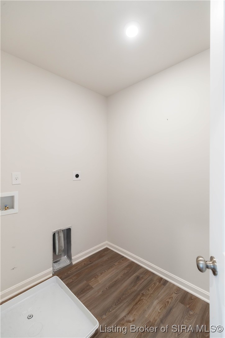 344 Jackson Way Charlestown, IN 47111 - Photo 20 of 29 Laundry room