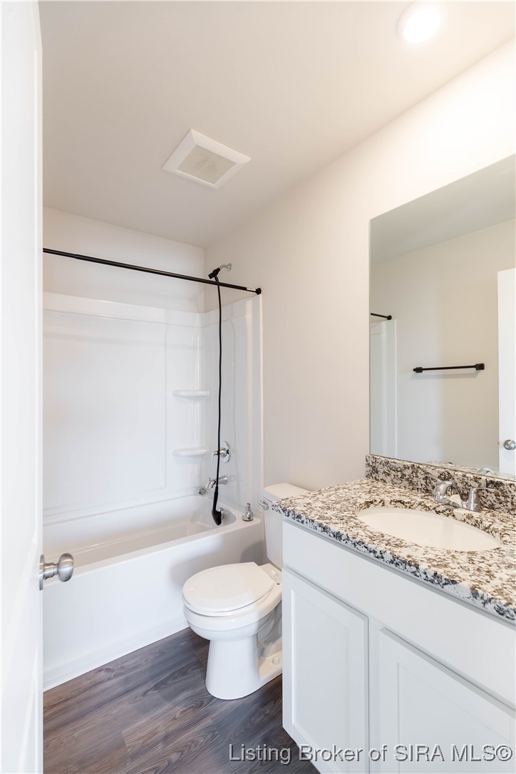 344 Jackson Way Charlestown, IN 47111 - Photo 21 of 29 Full bath in hallway