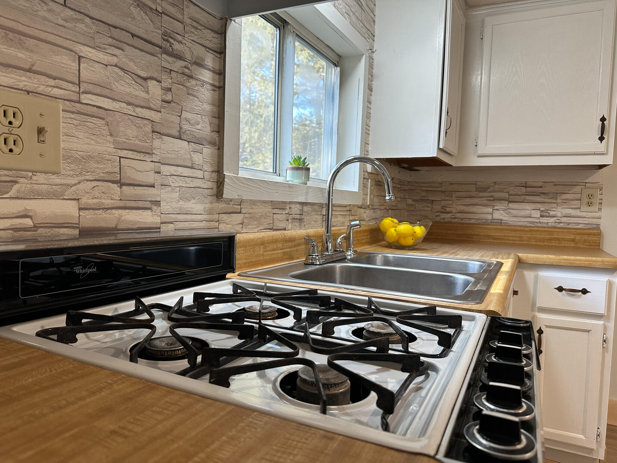 522 Main Road Passadumkeag, ME 04475 - Photo 18 of 31 15