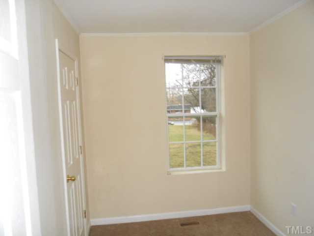 902 Checker Street Graham, NC 27253 - Photo 6 of 6 Photo 6