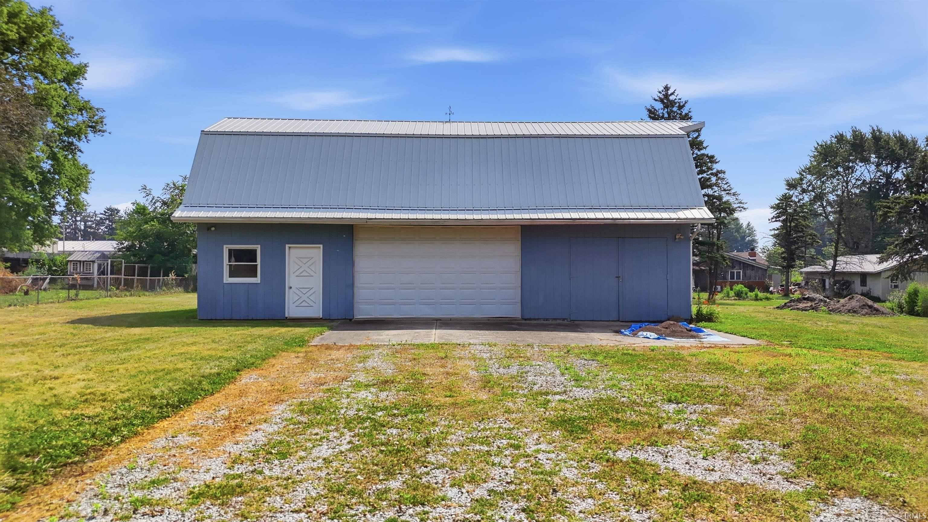 11712 Roberts Road Harlan, IN 46743 - Photo 36 of 48
