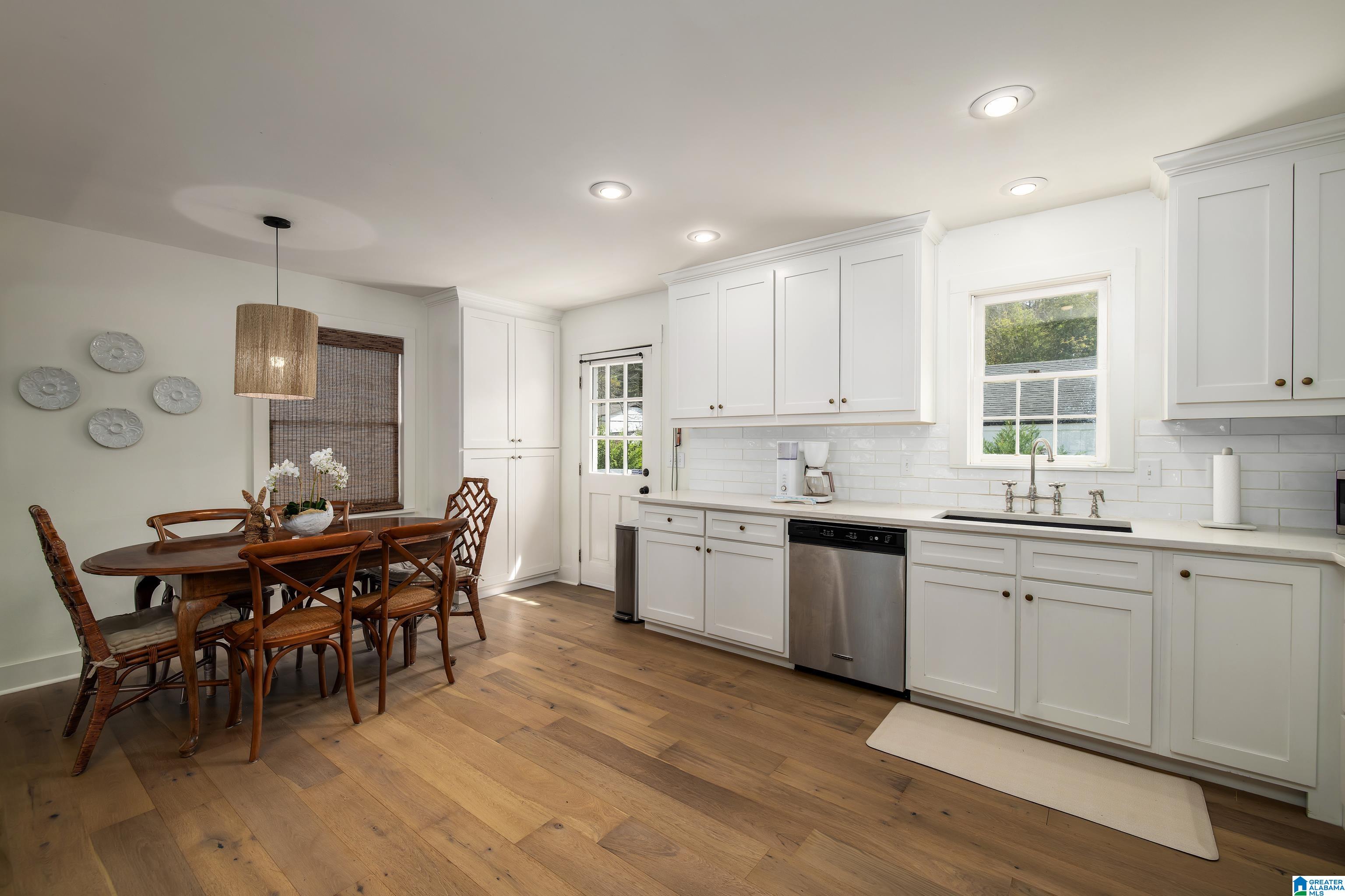 909 Broadway Street Birmingham, AL 35209 - Photo 18 of 42