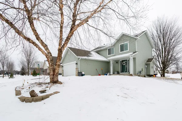 $364,900 | 1586 Mallard Avenue, Baldwin, WI 54002
