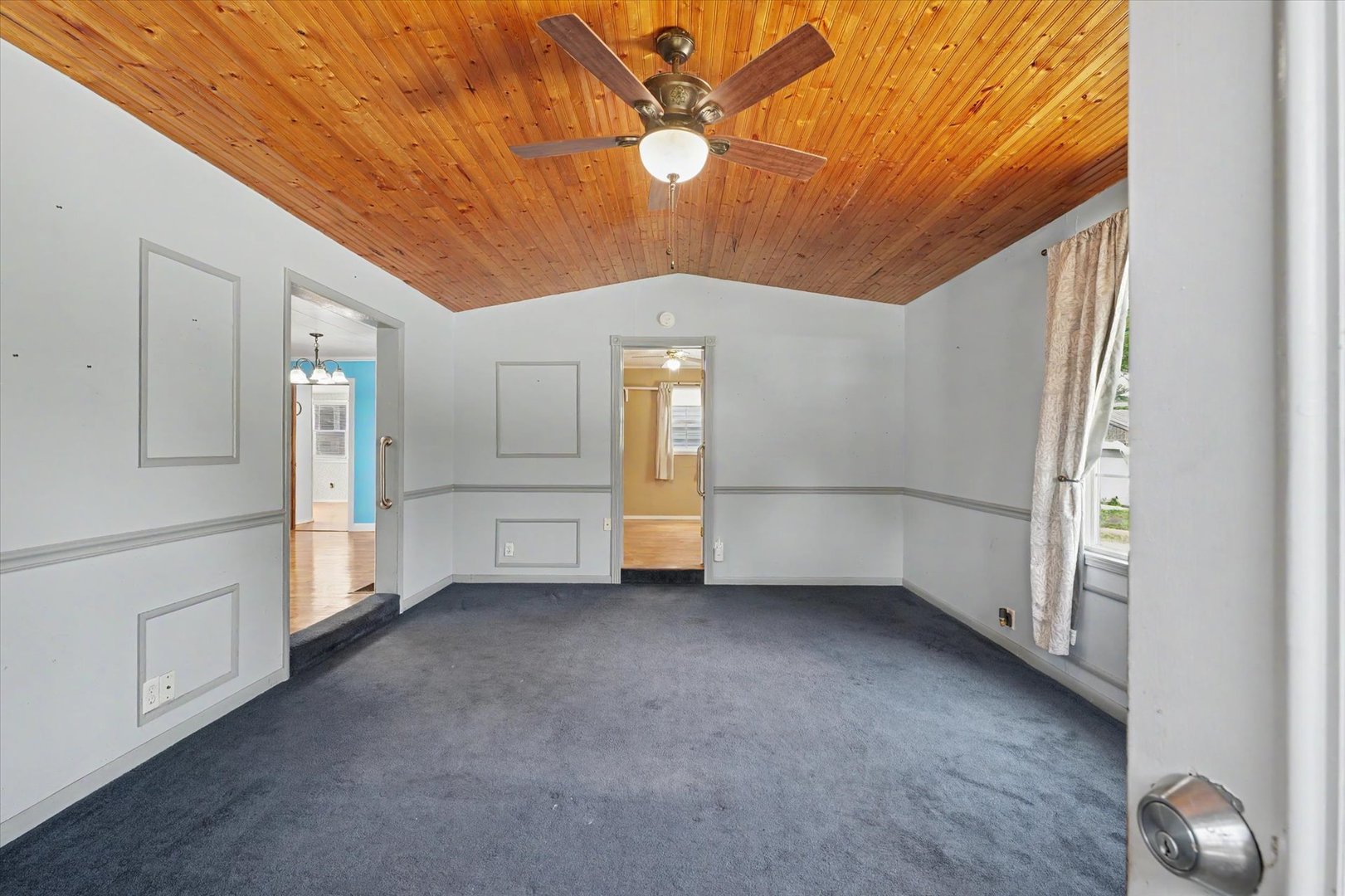 305 1st Street Tolono, IL 61880 - Photo 5 of 29